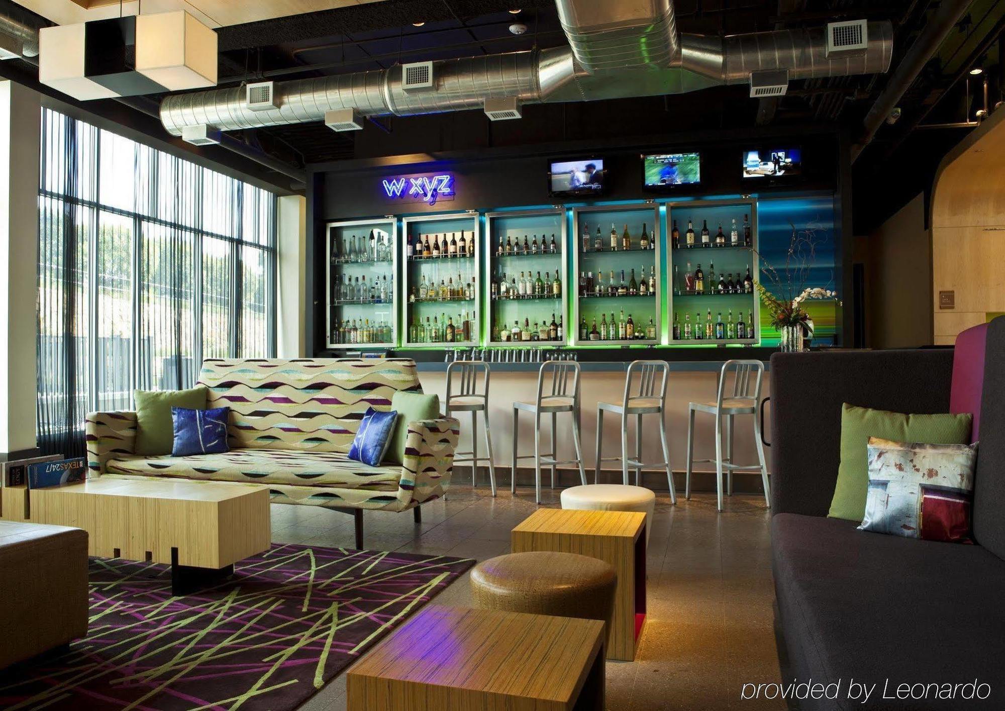 Aloft Phoenix Airport Exterior photo